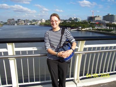 Ich, auf der beruehmten Vincent Bridge in Brisbane